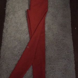 Alo cherry 🍒 yoga pants